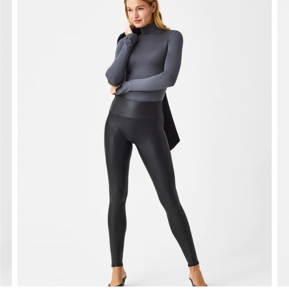 NWT! SPANX Black High-Waist Shiny Leggings, size XL petite - Picture 2 of 9